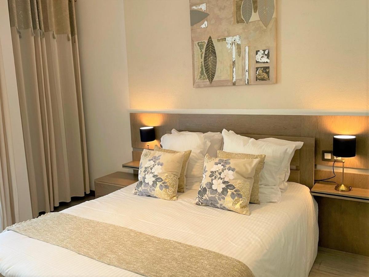 Hotel Le Mediterranee Hyeres Luaran gambar